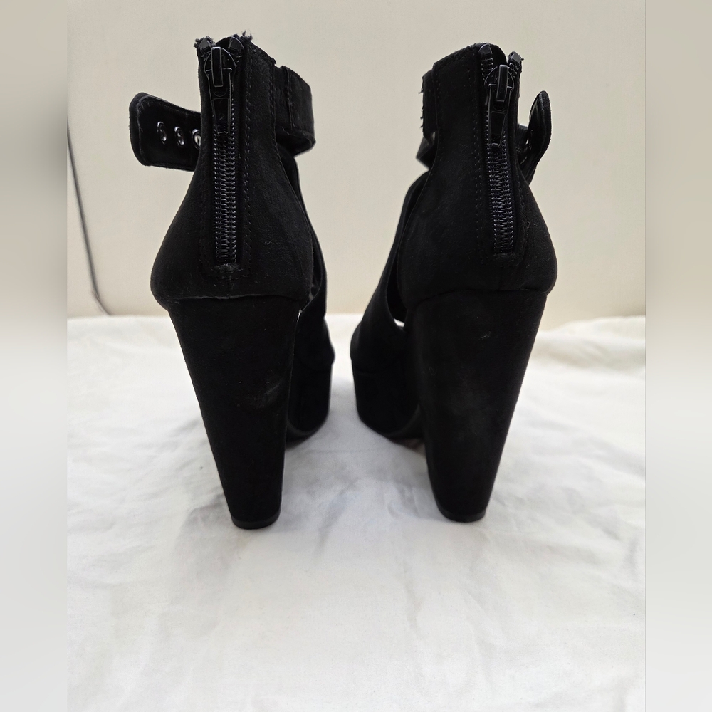 Carlos by Carlos Santana Black Suede Chunky Open Toe Heels | Size 6 | 4” Heel - Picture 5 of 13